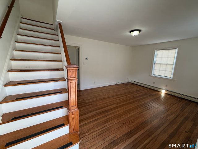 535 Chase Avenue, Waterbury, CT 06704