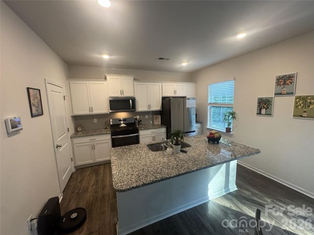 118 N Hill Lane, Troutman, NC 28166