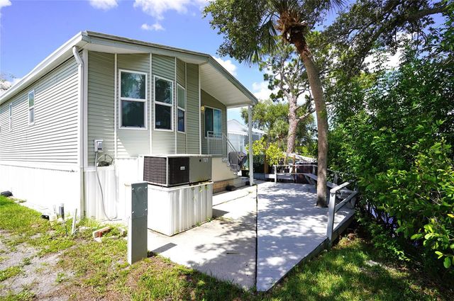 125 BROOKSHIRE DRIVE, Nokomis, FL 34275