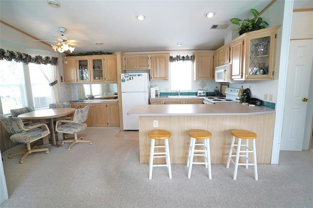 125 BROOKSHIRE DRIVE, Nokomis, FL 34275