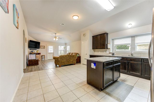 13707 Arcadia Creek Lane, Rosharon, TX 77583
