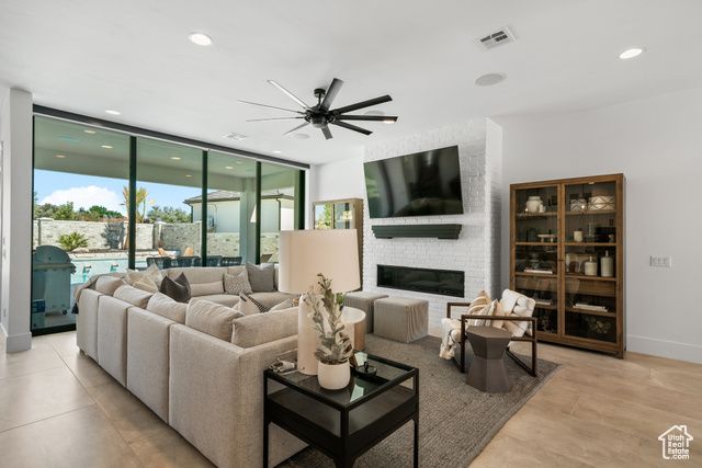 3701 S MCKENZIE LN, Washington, UT 84780