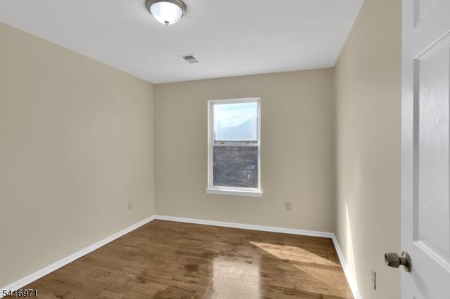 289 14TH AVE, Newark City, NJ 07103