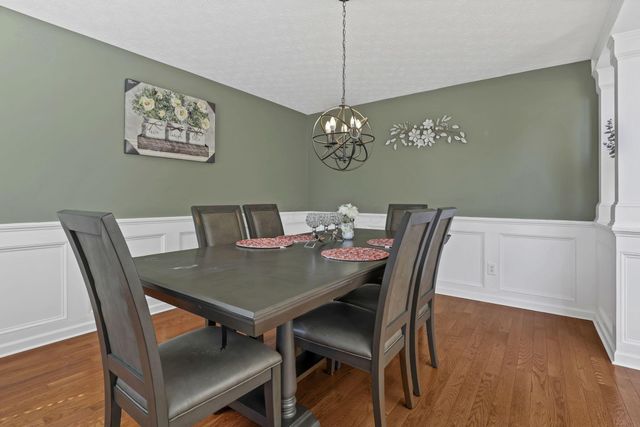 49 Knights Bridge Drive W, Pickerington, OH 43147