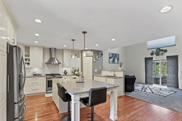 49 Knights Bridge Drive W, Pickerington, OH 43147