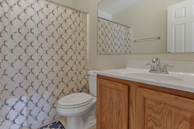 49 Knights Bridge Drive W, Pickerington, OH 43147