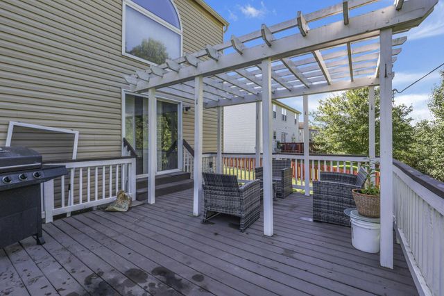 49 Knights Bridge Drive W, Pickerington, OH 43147