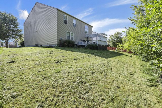 49 Knights Bridge Drive W, Pickerington, OH 43147