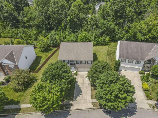 49 Knights Bridge Drive W, Pickerington, OH 43147