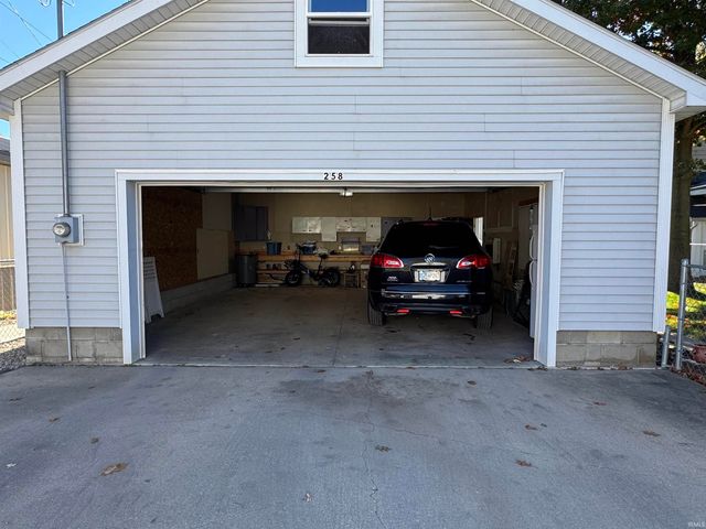 258 ADAMS Avenue, Peru, IN 46970