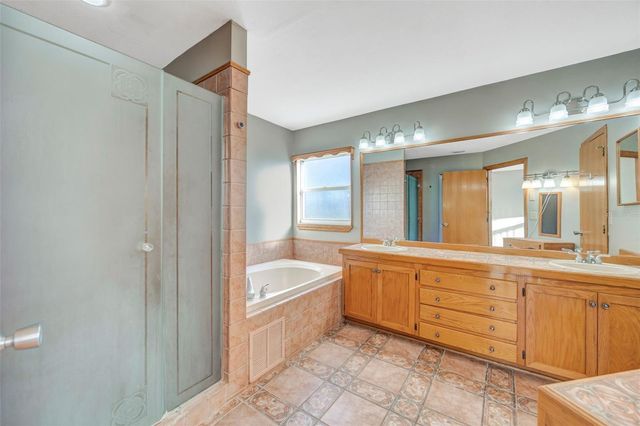 2018 CHELAM WAY, Brandon, FL 33511