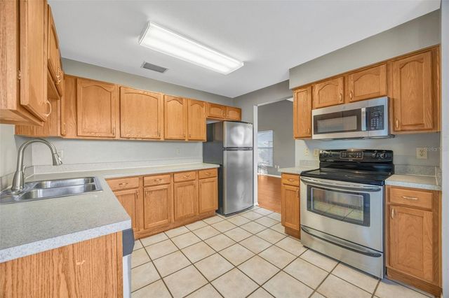 2018 CHELAM WAY, Brandon, FL 33511