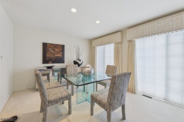 7 Coniston Ct, Wayne Twp., NJ 07470