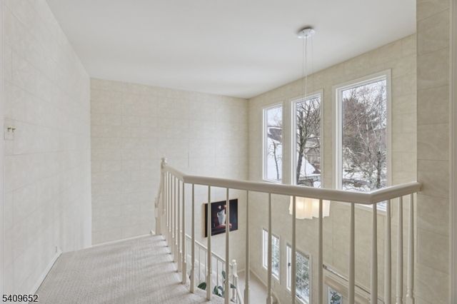 7 Coniston Ct, Wayne Twp., NJ 07470