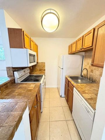 31 Crossings Cir G G, Boynton Beach, FL 33435