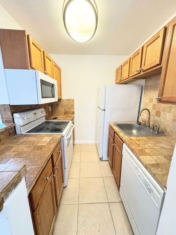 31 Crossings Cir G G, Boynton Beach, FL 33435
