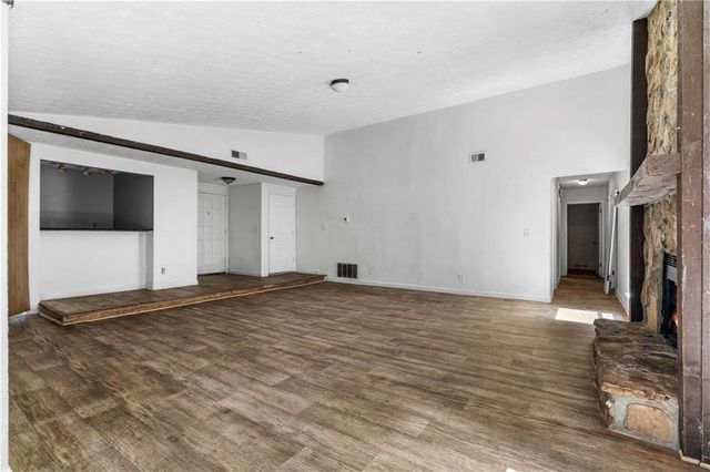 2520 Wildflower Lane, Lawrenceville, GA 30044