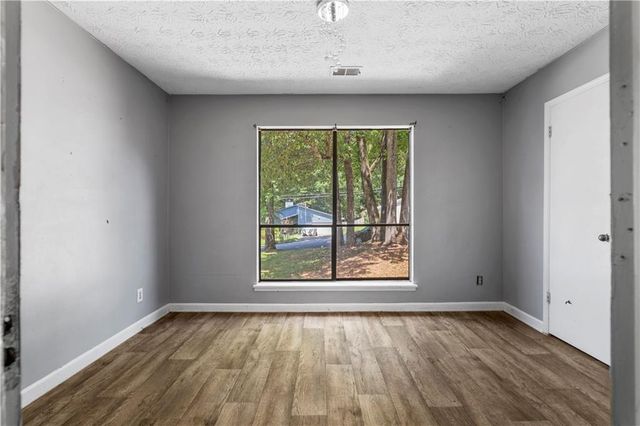 2520 Wildflower Lane, Lawrenceville, GA 30044