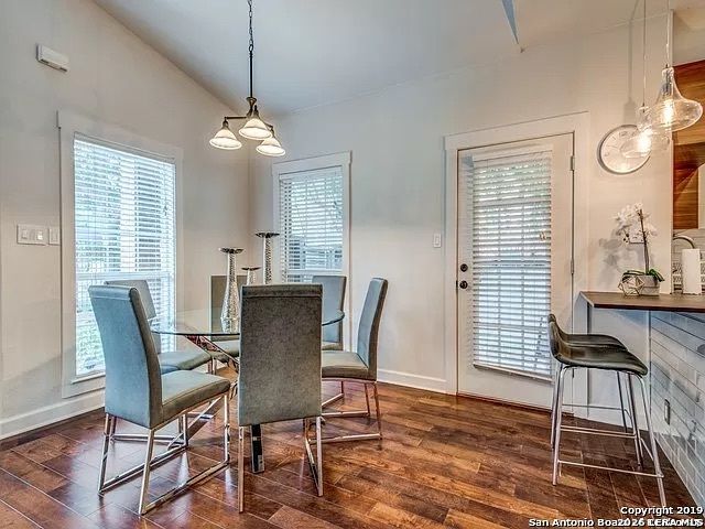 30 Chapel Hill, San Antonio, TX 78240