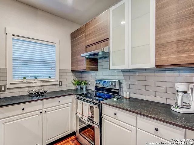 30 Chapel Hill, San Antonio, TX 78240