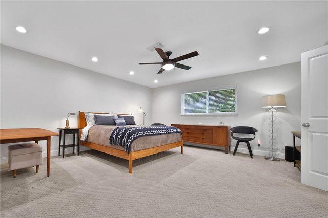 1503 W T C Jester Boulevard, Houston, TX 77008