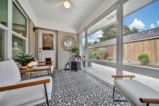 1503 W T C Jester Boulevard, Houston, TX 77008