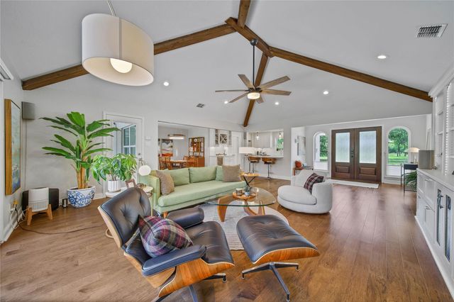 1503 W T C Jester Boulevard, Houston, TX 77008