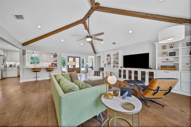 1503 W T C Jester Boulevard, Houston, TX 77008