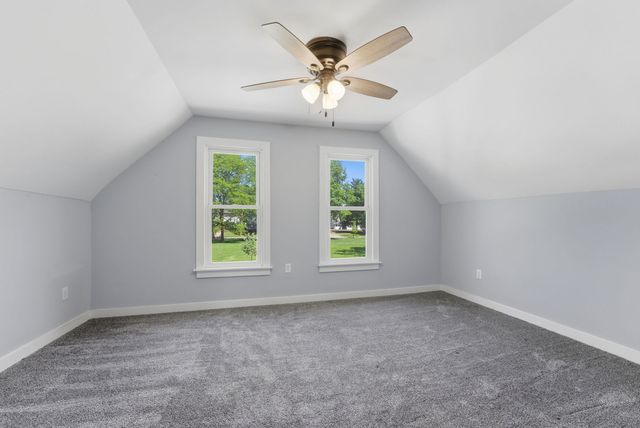 2313 Hobson Avenue, Davenport, IA 52802