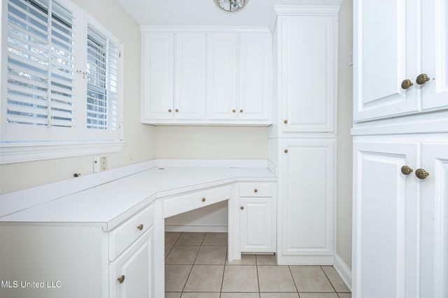 1512 Woodhaven Street, Pascagoula, MS 39581