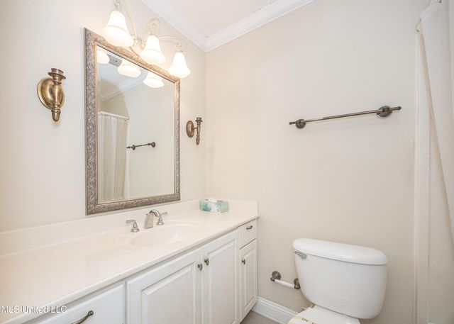 1512 Woodhaven Street, Pascagoula, MS 39581