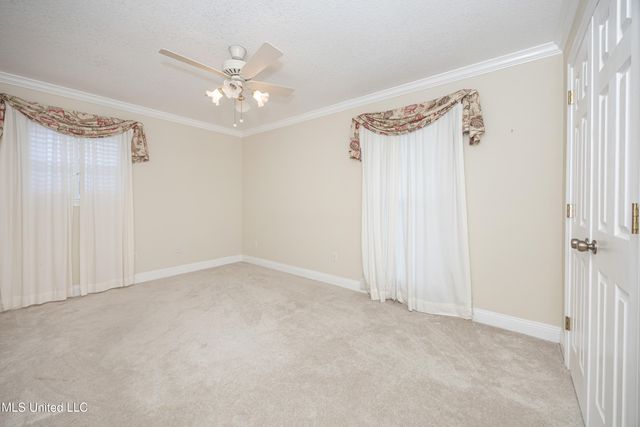 1512 Woodhaven Street, Pascagoula, MS 39581