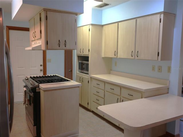 15 ABERDEEN CIRCLE, Leesburg, FL 34788