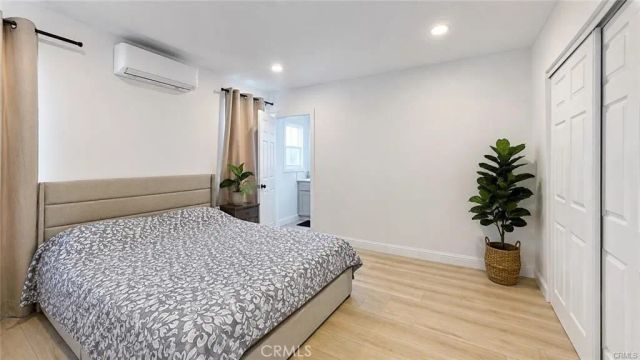 1558 W 105th, Los Angeles, CA 90047