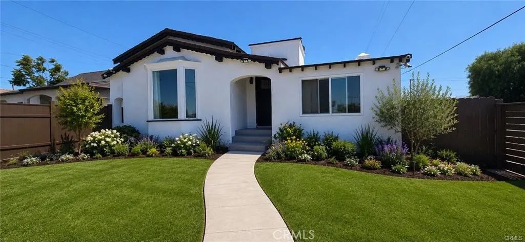 1558 W 105th, Los Angeles, CA 90047