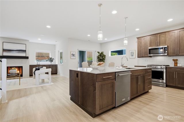 14622 28th Avenue W, Lynnwood, WA 98087