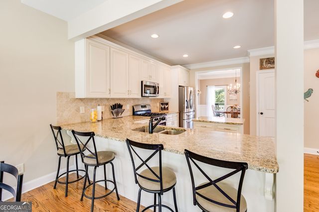 27 Riverview Trail, Euharlee, GA 30145