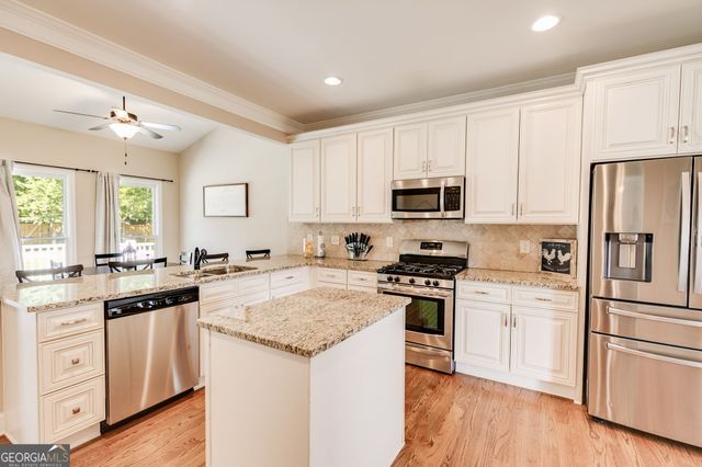 27 Riverview Trail, Euharlee, GA 30145