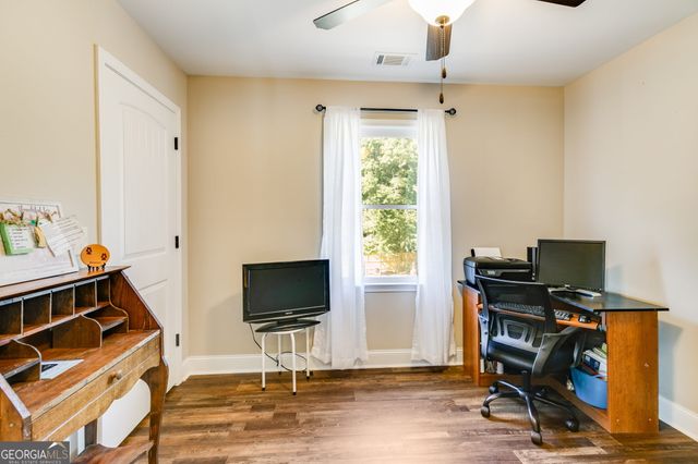 27 Riverview Trail, Euharlee, GA 30145