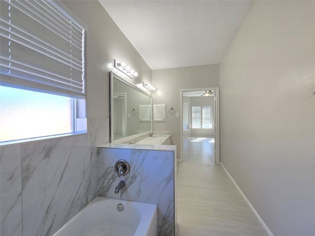 18819 Harbor Key Circle, Houston, TX 77084