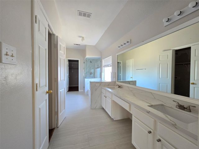 18819 Harbor Key Circle, Houston, TX 77084