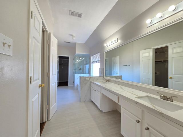 18819 Harbor Key Circle, Houston, TX 77084