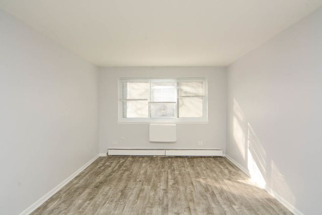 1040 W HOLLYWOOD Avenue 204, Chicago, IL 60660