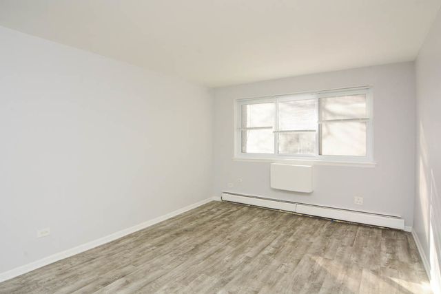 1040 W HOLLYWOOD Avenue 204, Chicago, IL 60660