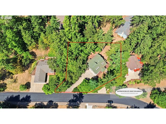 217 ROCKRIDGE Loop, Eugene, OR 97405