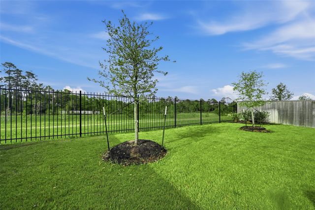 8022 Hingham Lane, Spring, TX 77389