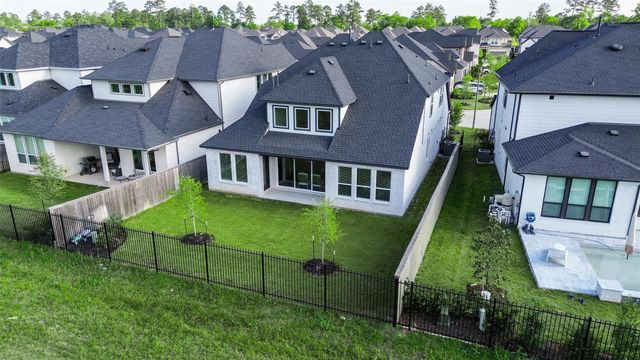 8022 Hingham Lane, Spring, TX 77389
