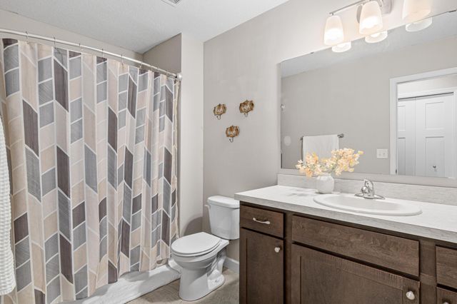 6023 Iris Lane, Rockford, MN 55373