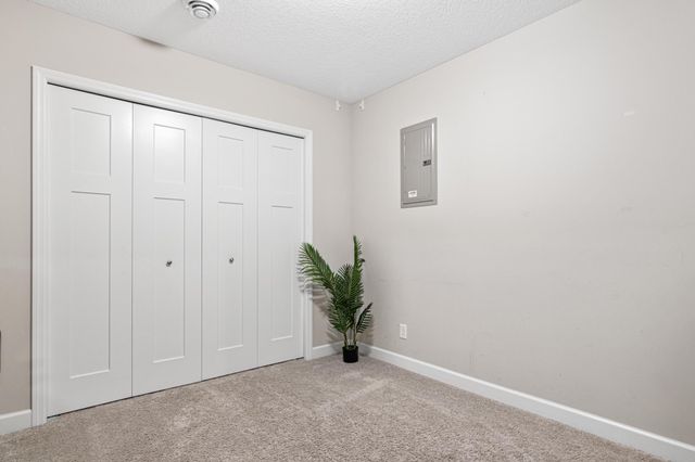 6023 Iris Lane, Rockford, MN 55373