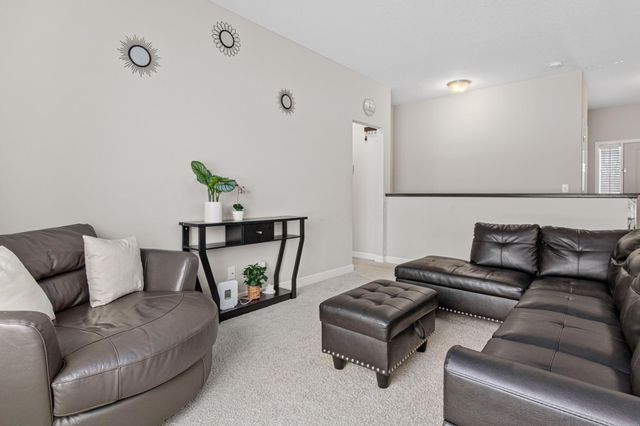 6023 Iris Lane, Rockford, MN 55373